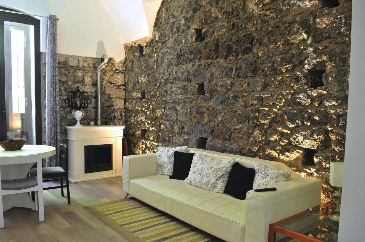 Petra Lavica Holiday Home By Wonderful Italy คาตาเนีย ภายนอก รูปภาพ
